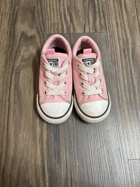 Converse Girl Toddler Pink Low-Top Sneakers